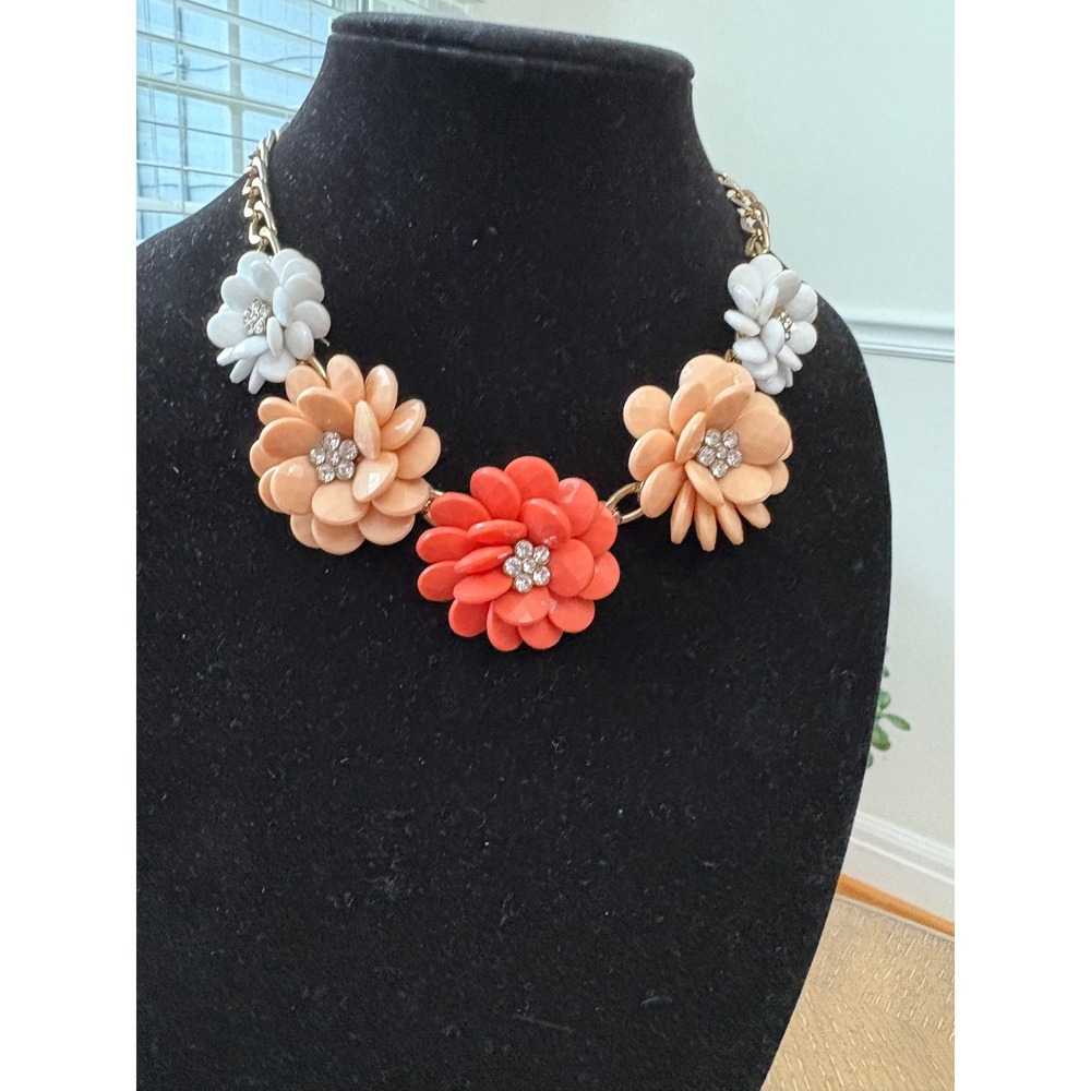 Floral Statement Necklace Gold Tone Chunky Coral Peach White Rhinestone 19in